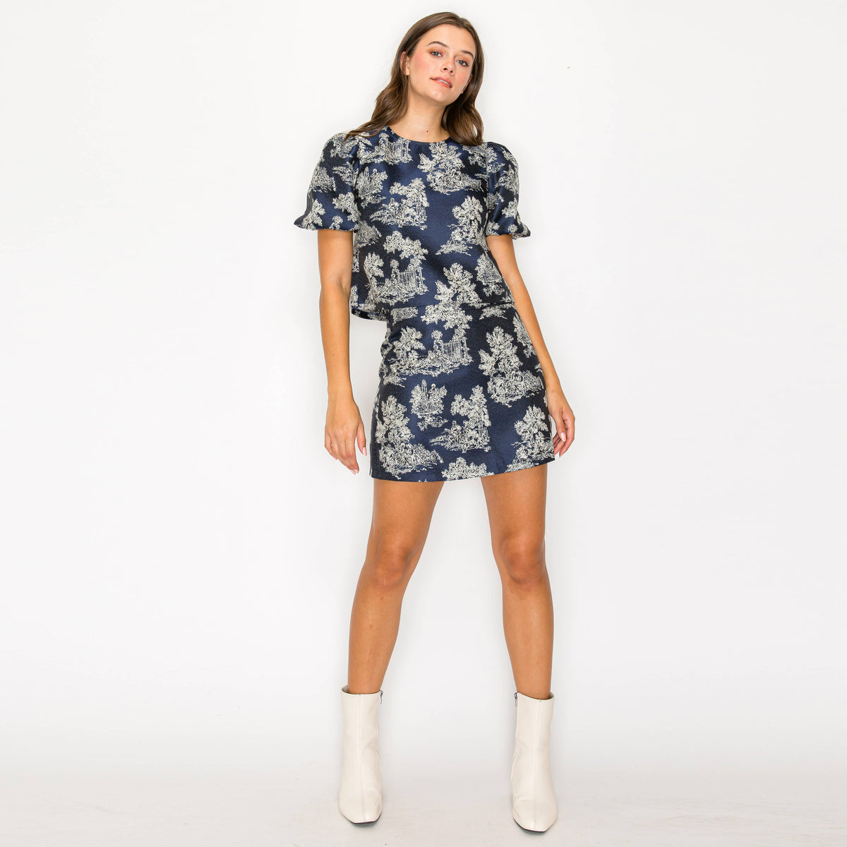 Toile Jacquard pattern top - LWT1800