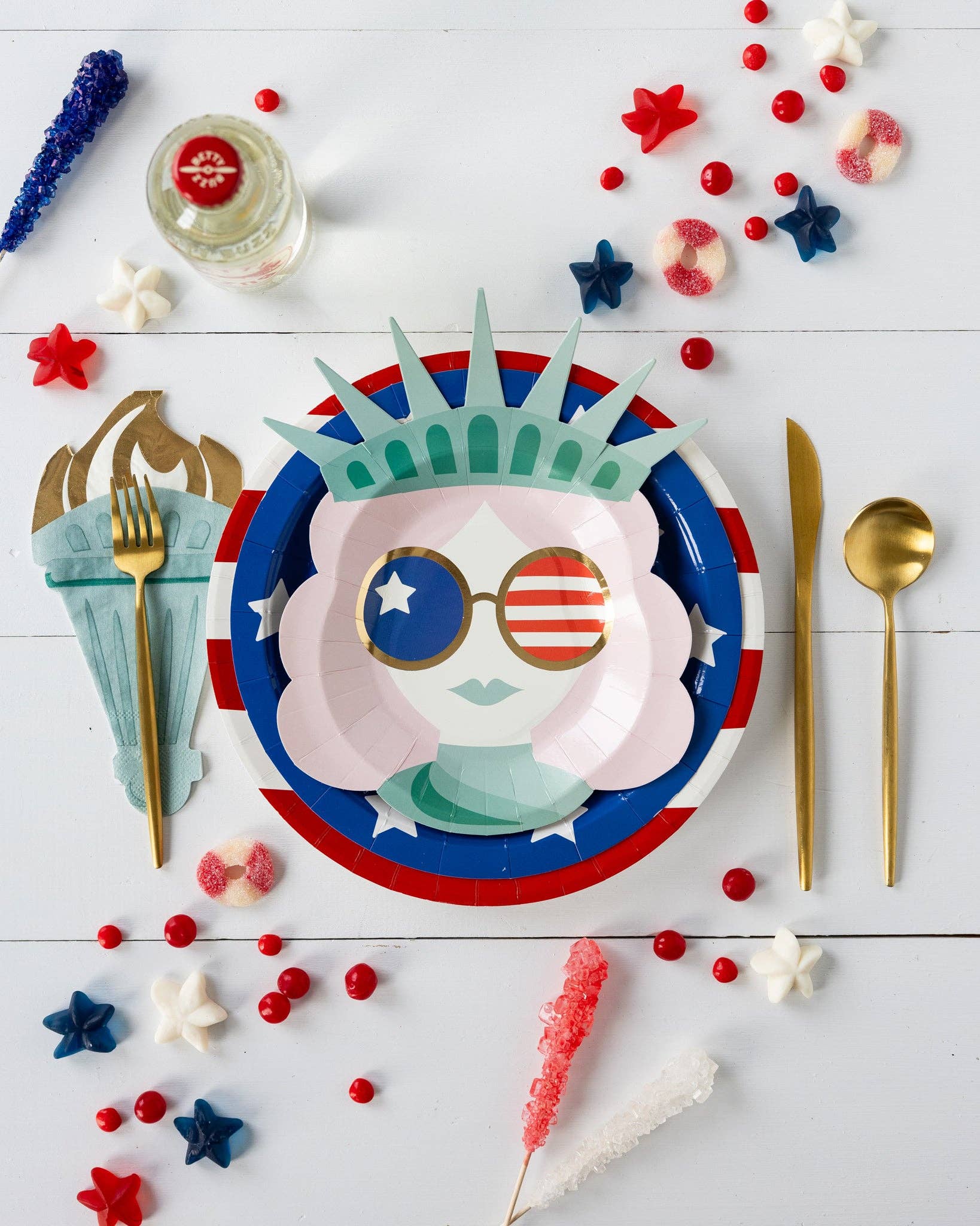 Lady Liberty Sunnies Shaped Paper Plate