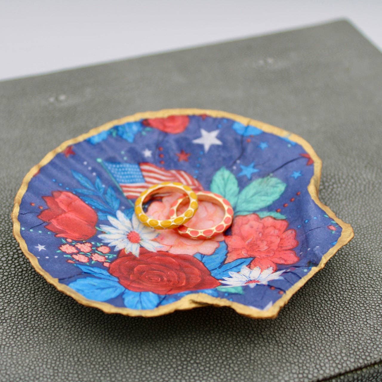 Floral Flag Shell Jewelry and Trinket Dish